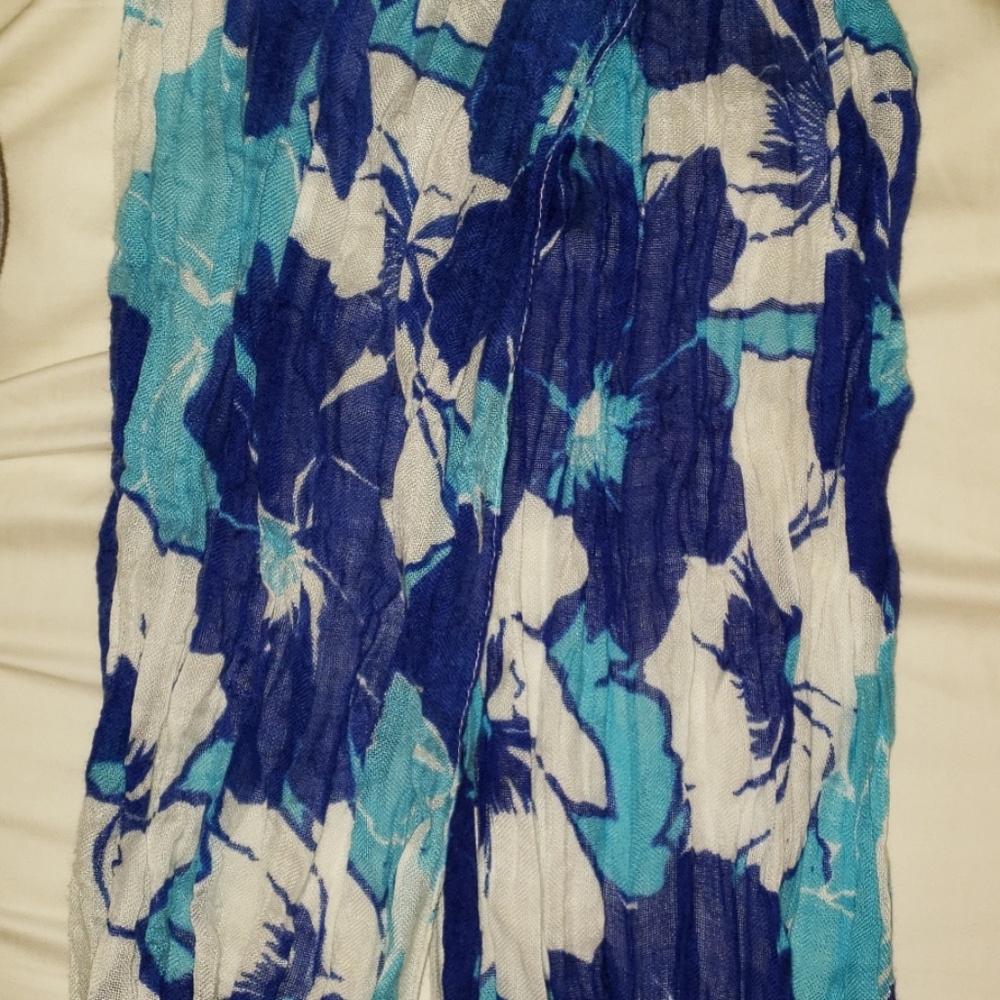 BlueHibuscus flower scarf